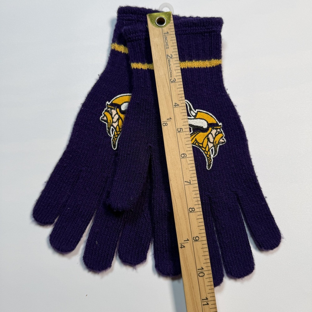 Wells Lamont Mens Gloves One Size Purple Acrylic Stretch‎ Vikings NFL Football - Picture 2 of 5